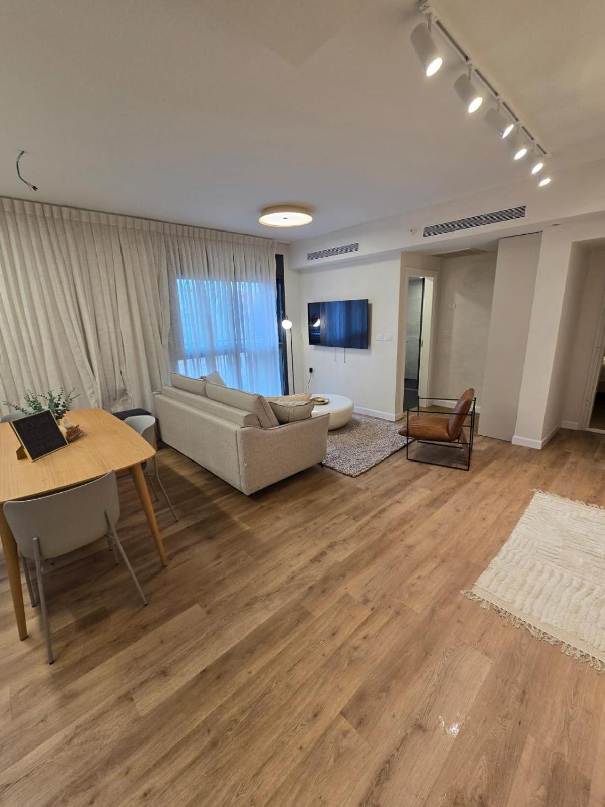 Apartment Biankini Royal Suites-alefimmoed *